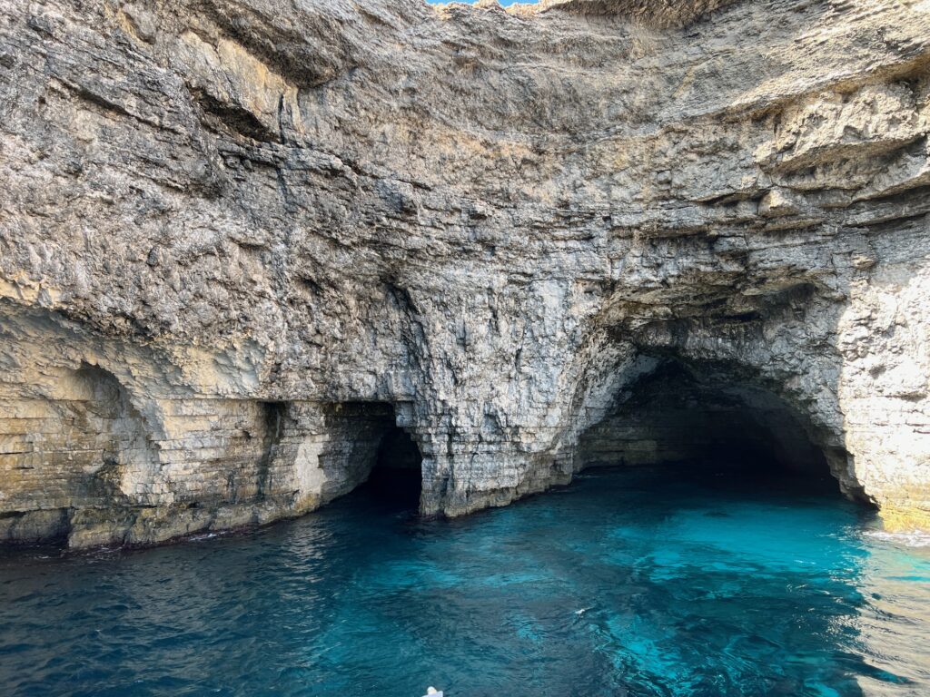 Blue Grotto2